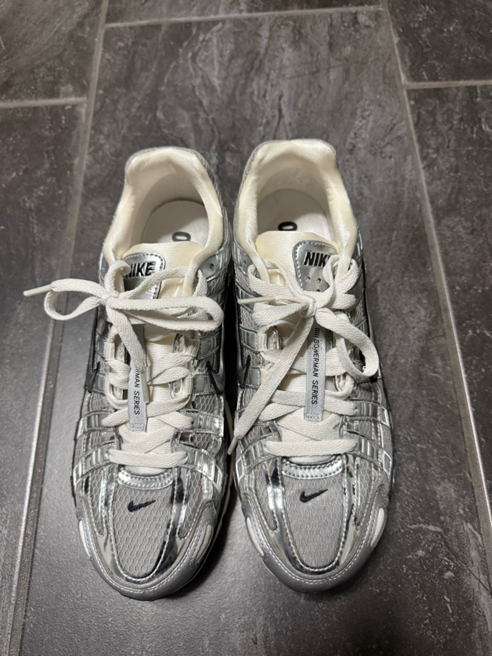 Nike Silver p6000  Reflective Running Shoes Mens 8.5/womens 10